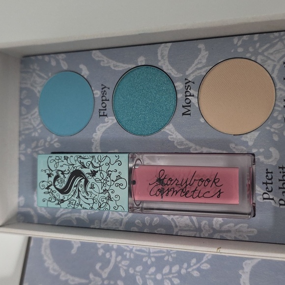 New & Never Used! Storybook Cosmetics The Tale Of Peter Rabbit Makeup Set - Picture 2 of 4